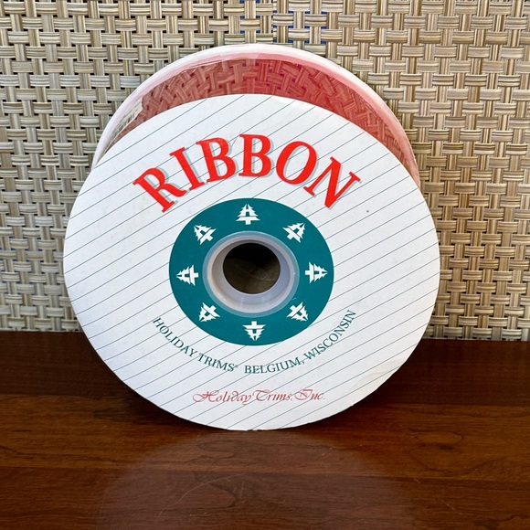 🎄🌟HP🌟VTG NIP Christmas Holiday Wide Red Velvet Ribbon 2.75" Wide x 75 Yards - Picture 1 of 7